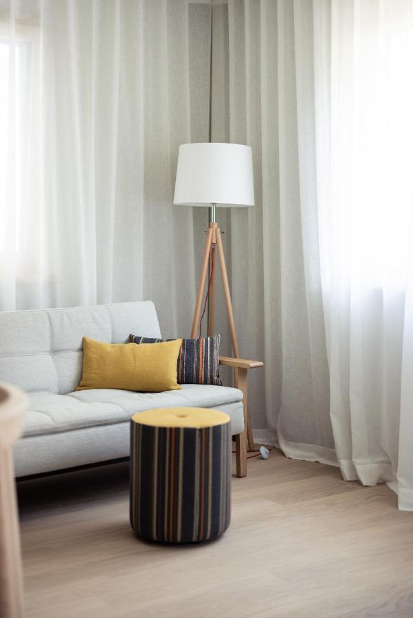 Solis Apartments ลานา ภายนอก รูปภาพ