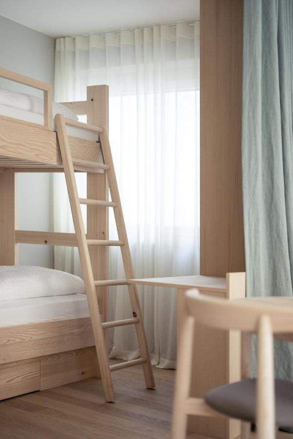 Solis Apartments ลานา ภายนอก รูปภาพ