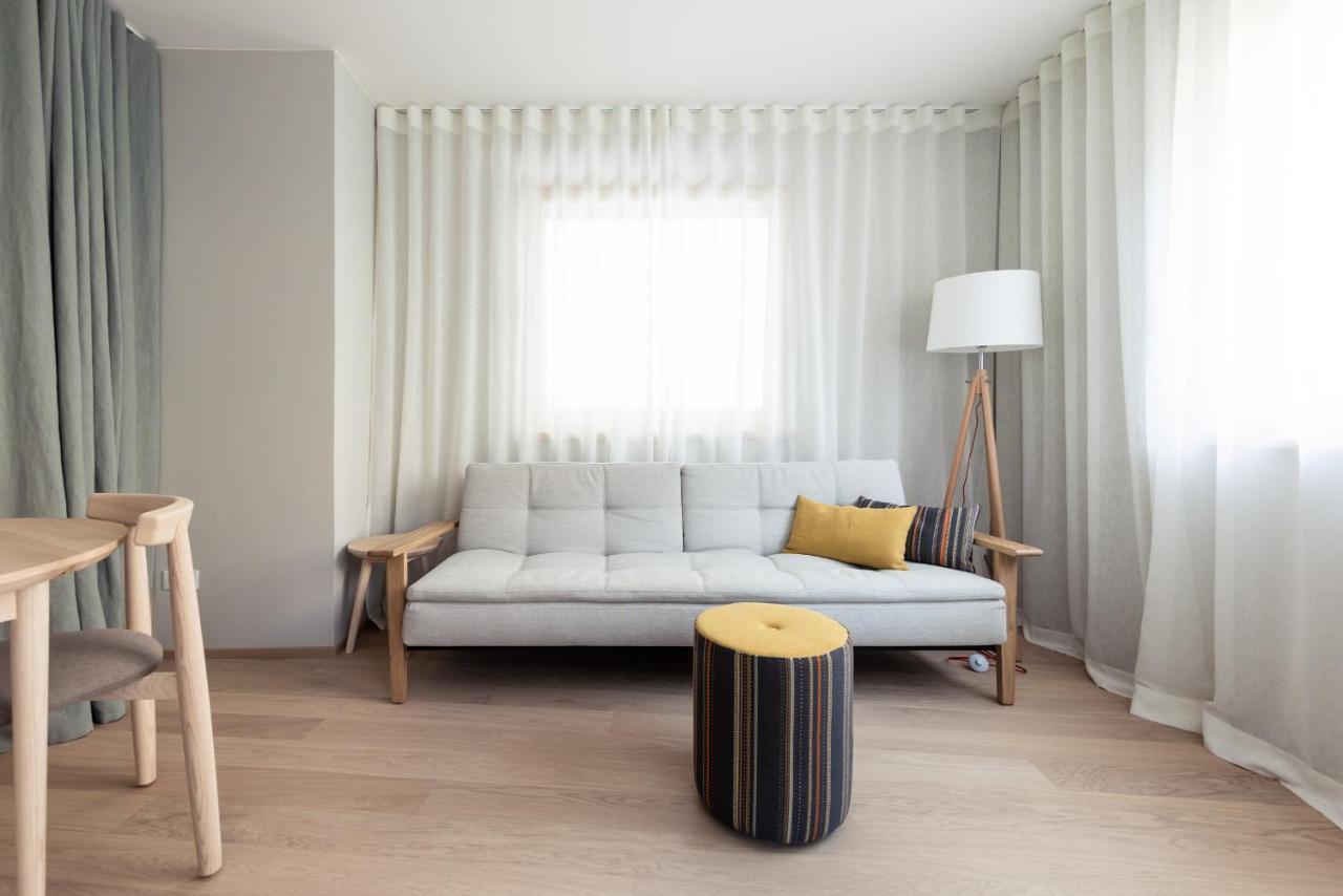 Solis Apartments ลานา ภายนอก รูปภาพ