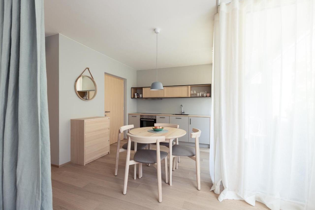 Solis Apartments ลานา ภายนอก รูปภาพ